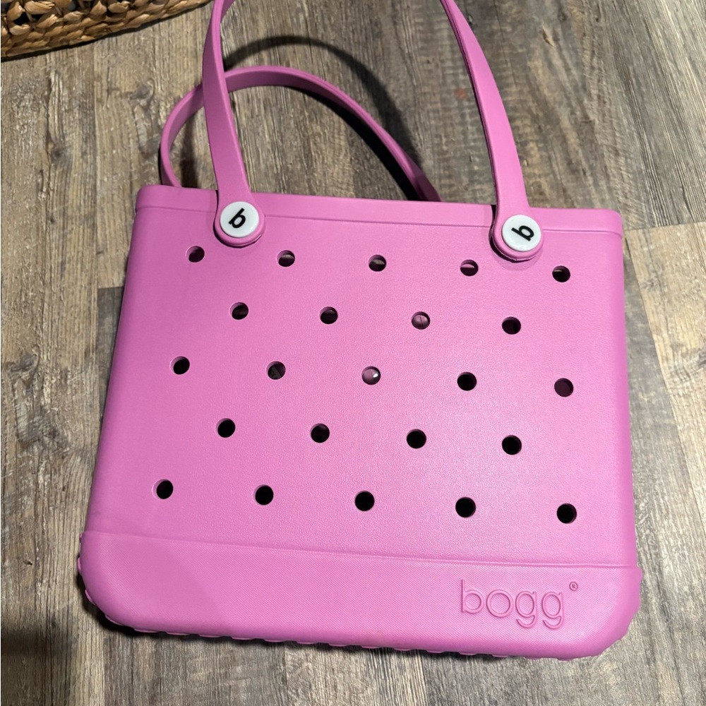 BOGG BAG Pink Perforated Tote Durable Beach Essential